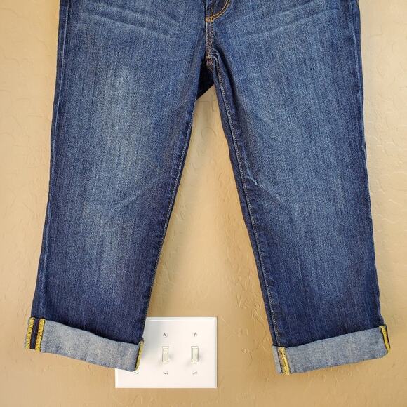 Express X2 Cuffed Denim Capri Jeans - Picture 4 of 9